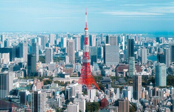 Best Area to Stay in Tokyo for Your First Japan Trip: JR Lines